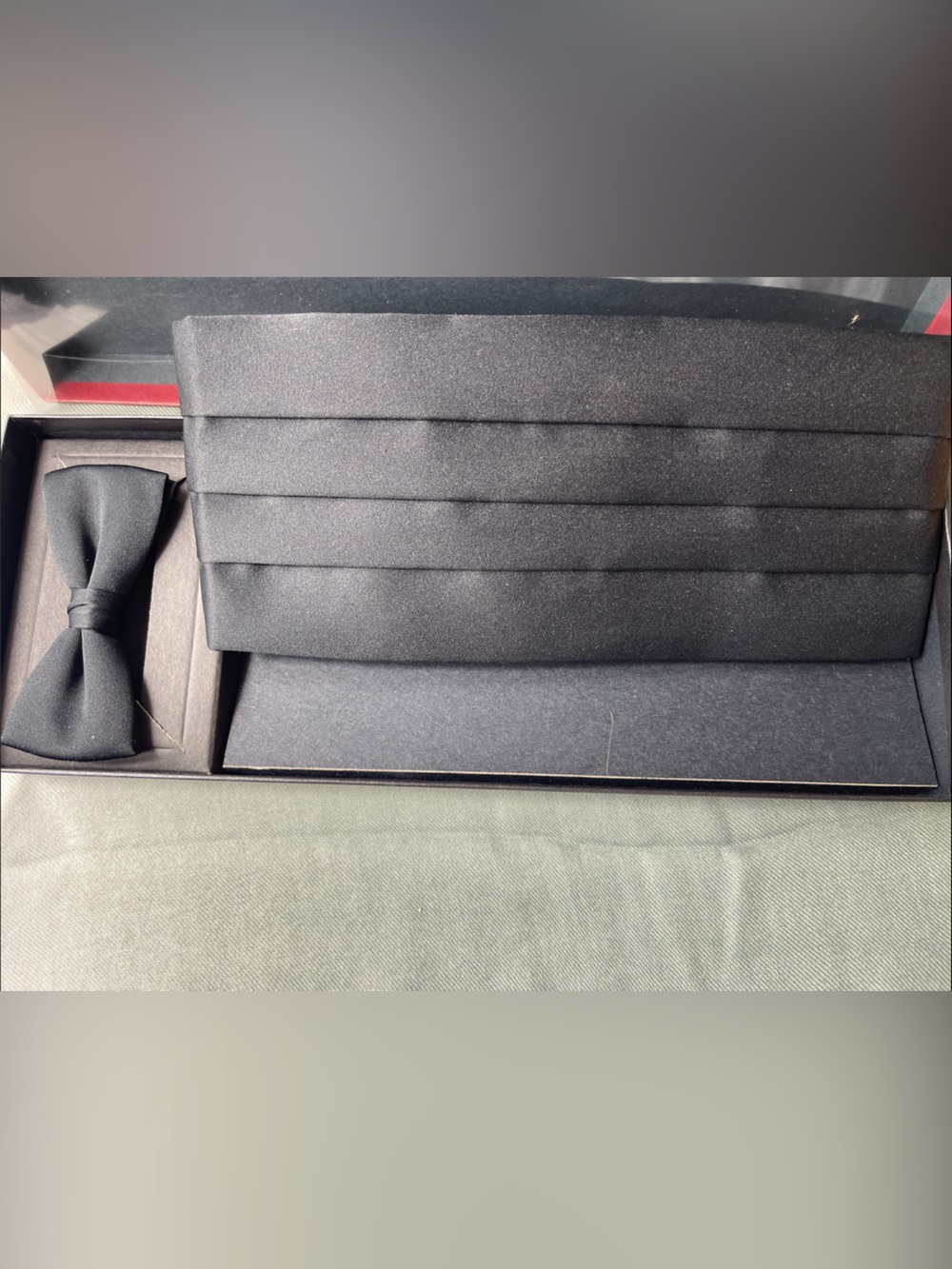 Bill Blass Black Bow Tie and Cummerbund Set New with tags